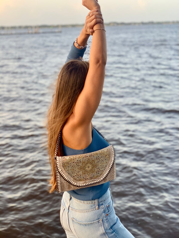 Gold Elia Clutch - Vleyn