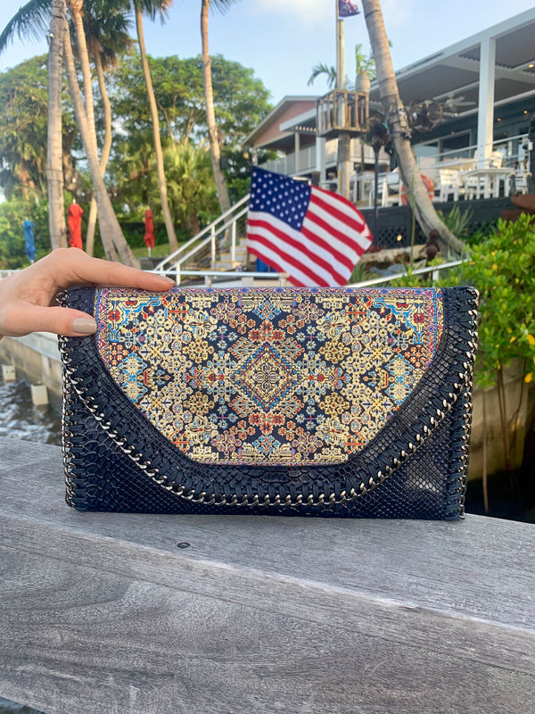 Navy Blue Elia Clutch - Vleyn